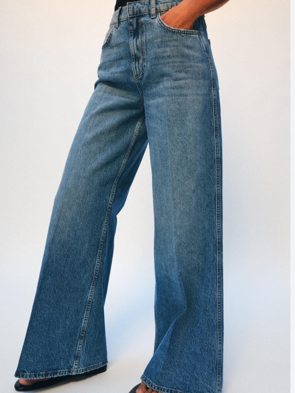 Zara Blue Wide-Leg Jeans